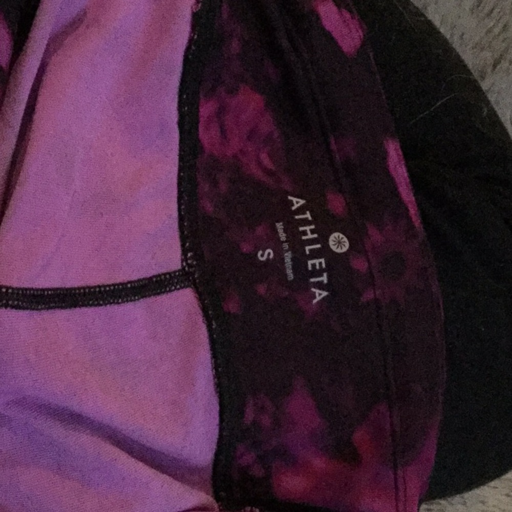 Athlete shorts size small.